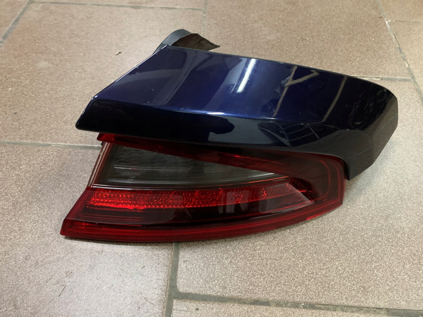 Kia Stinger CK Rückleuchte Rearlamp - Thumbnail 1