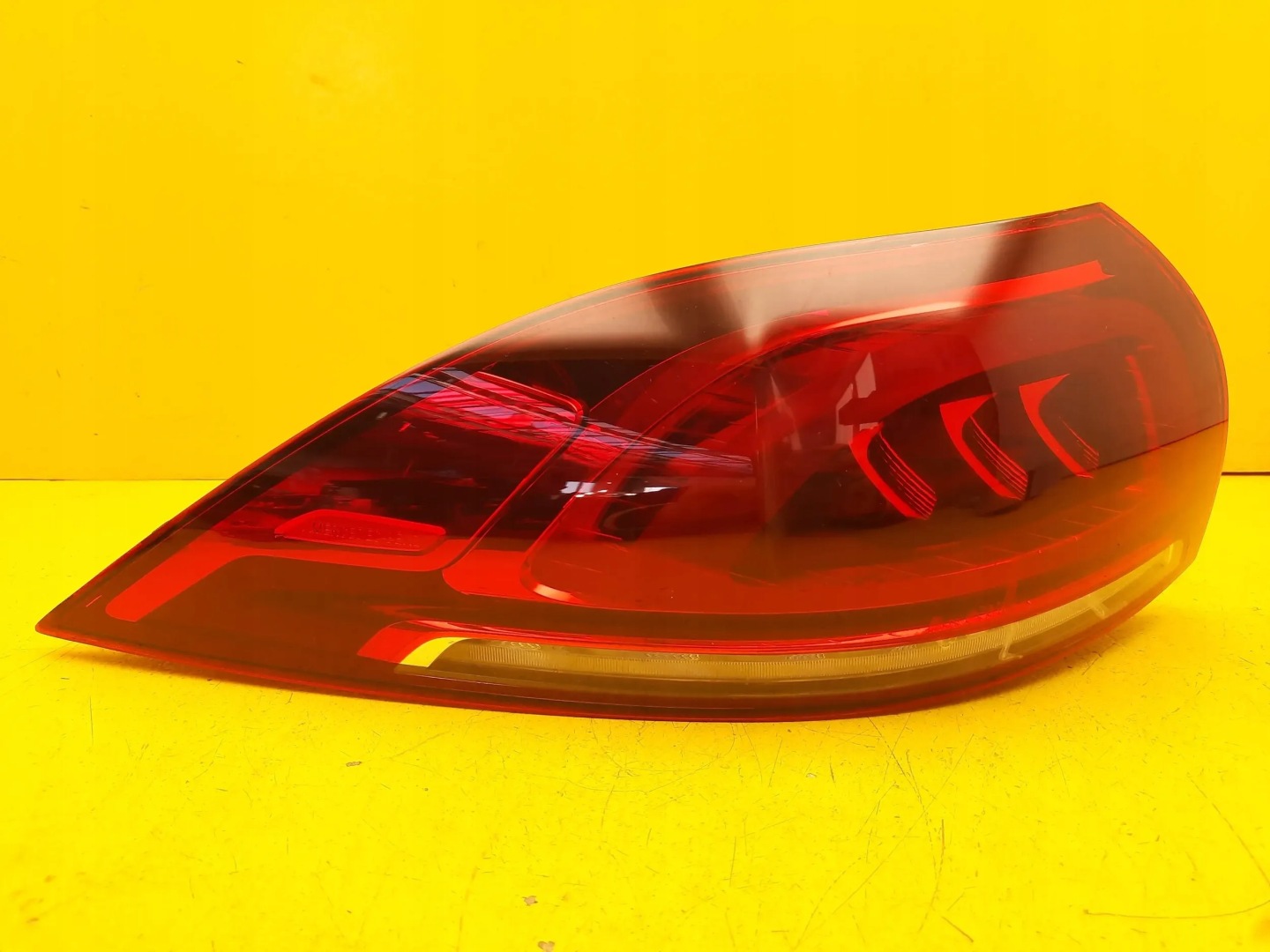 Mercedes-Benz GLE W167 Rückleuchte A1679063504 Rearlamp - Thumbnail 1