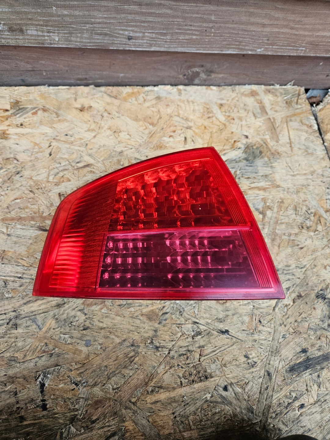 Audi A8 Rückleuchte 4E0945095C Rearlamp - Thumbnail 1