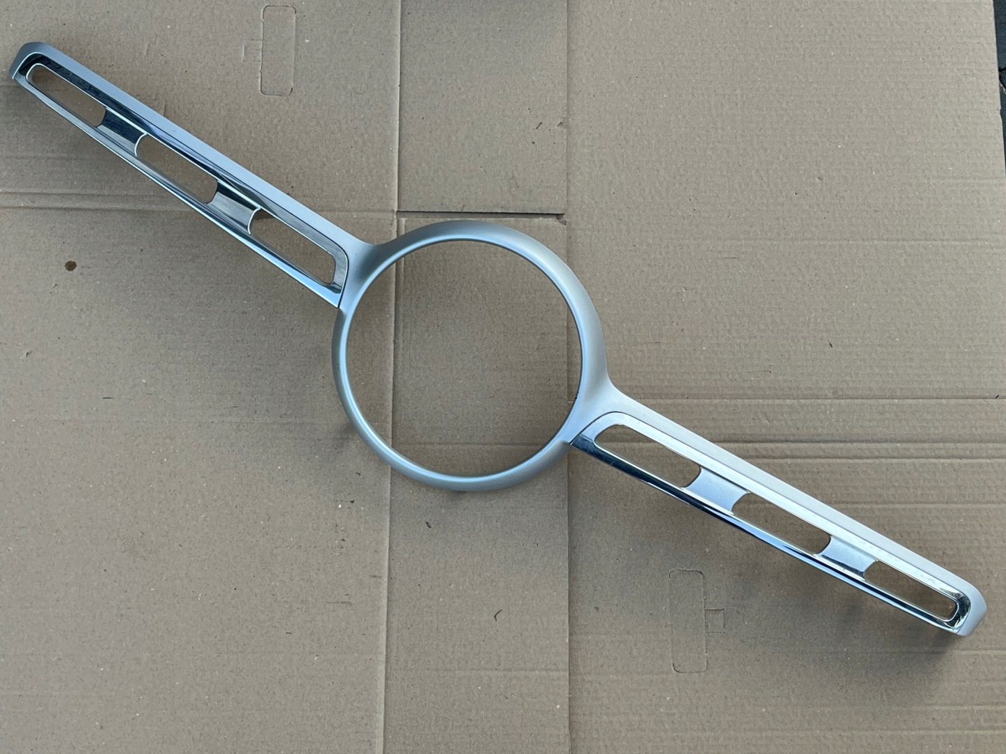 Mercedes-Benz GLA W156 Kühlergrill FRONTGRILL Kühlergitter A2478884600 - Thumbnail 1