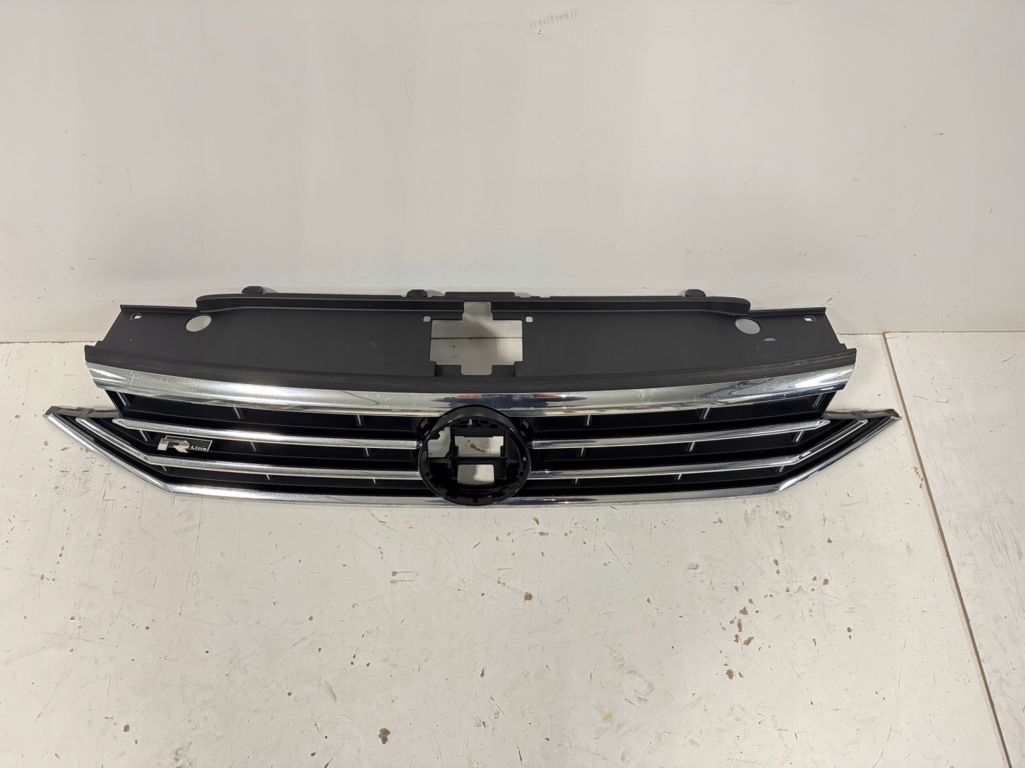 VW Passat B8 Kühlergrill FRONTGRILL Kühlergitter 3G0853651DG - Thumbnail 2
