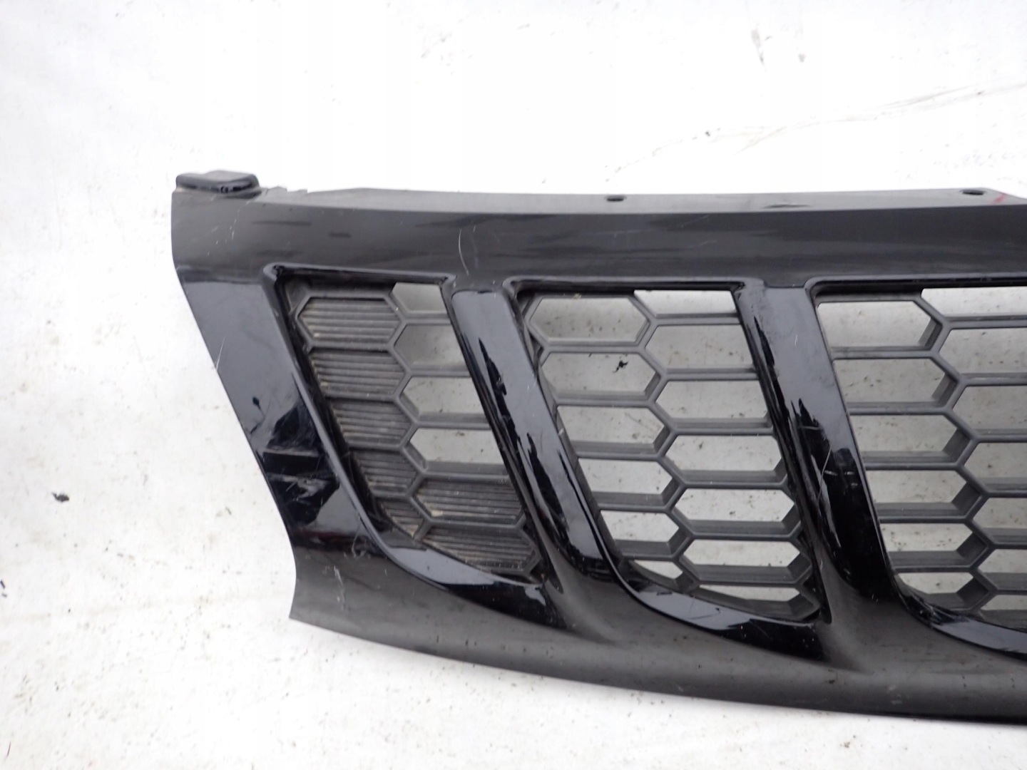 Mitsubishi L200 K60T Kühlergrill FRONTGRILL Kühlergitter 7450A952 - Thumbnail 3