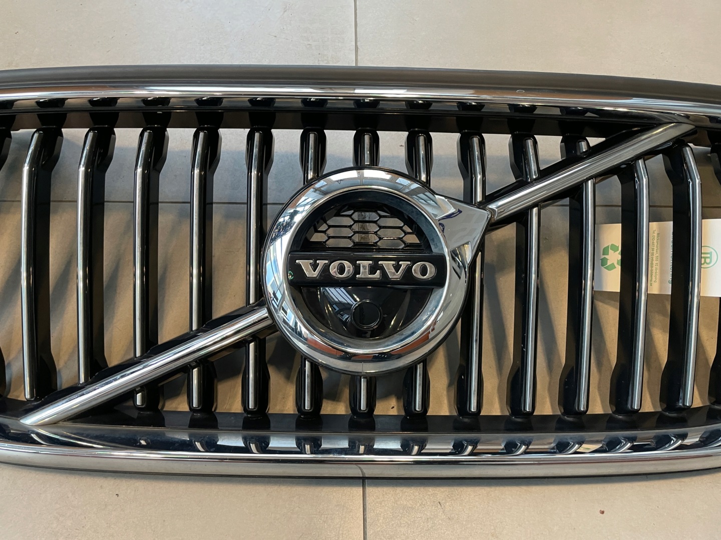 Volvo XC60 Kühlergrill FRONTGRILL Kühlergitter 32368147 - Thumbnail 3