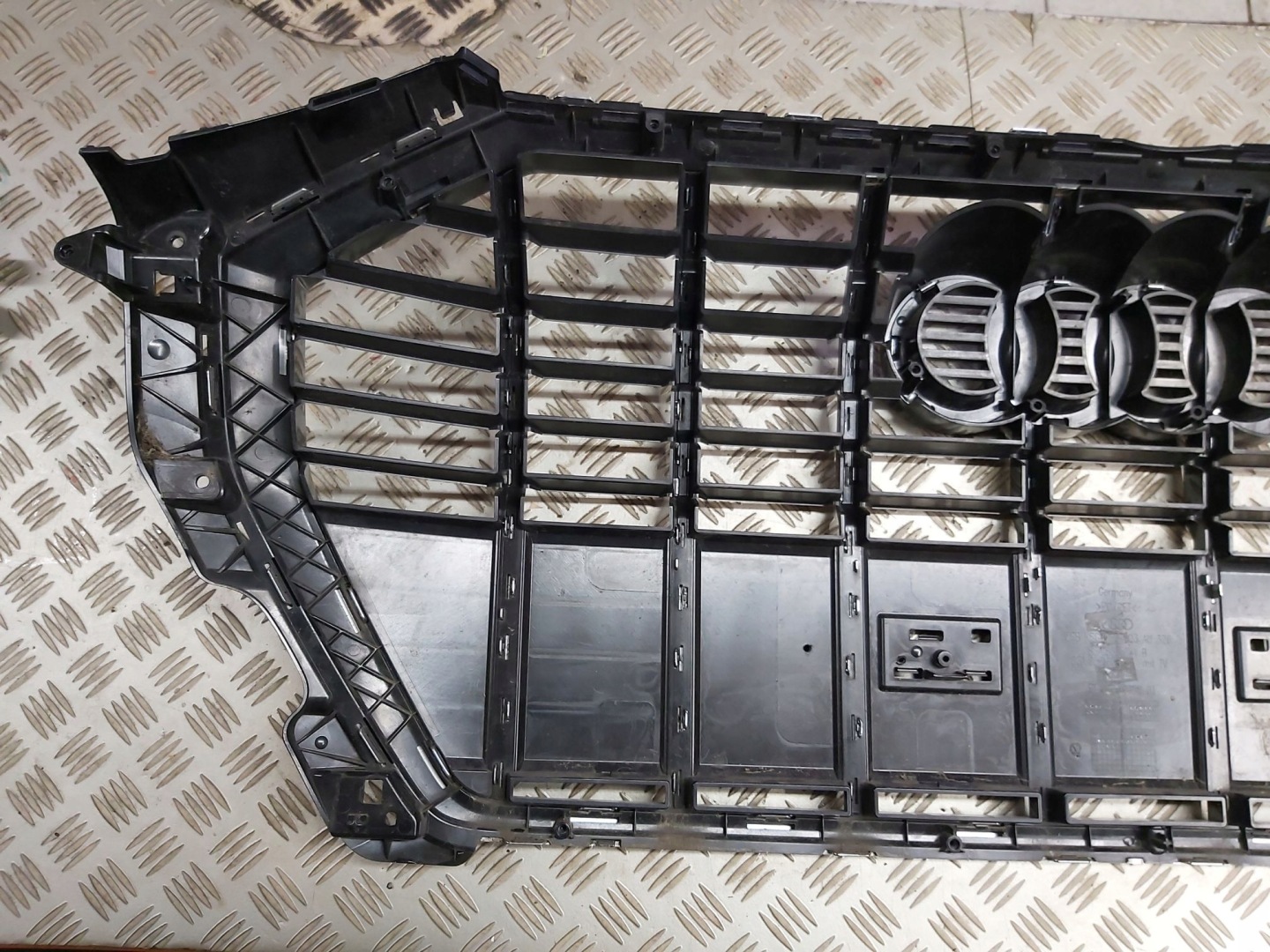 Audi Q3 Kühlergrill FRONTGRILL Kühlergitter 83A853651B - Thumbnail 4