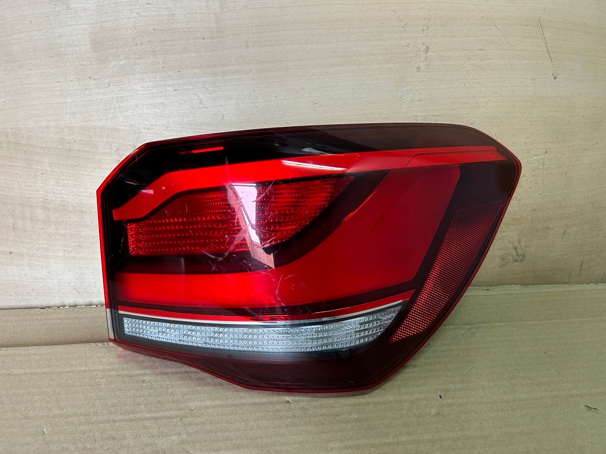 BMW X1 F48 Rückleuchte 4747771 Rearlamp - Thumbnail 1