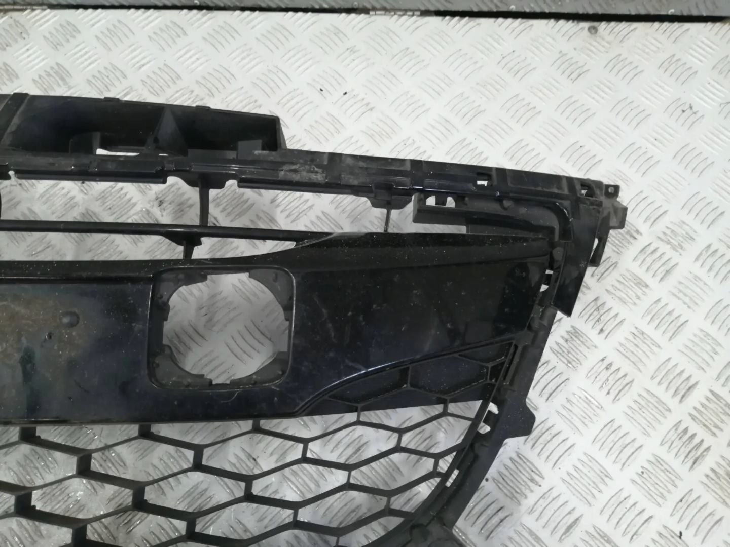 Mazda 3 BL Kühlergrill FRONTGRILL Kühlergitter BHB6501T2 - Thumbnail 7