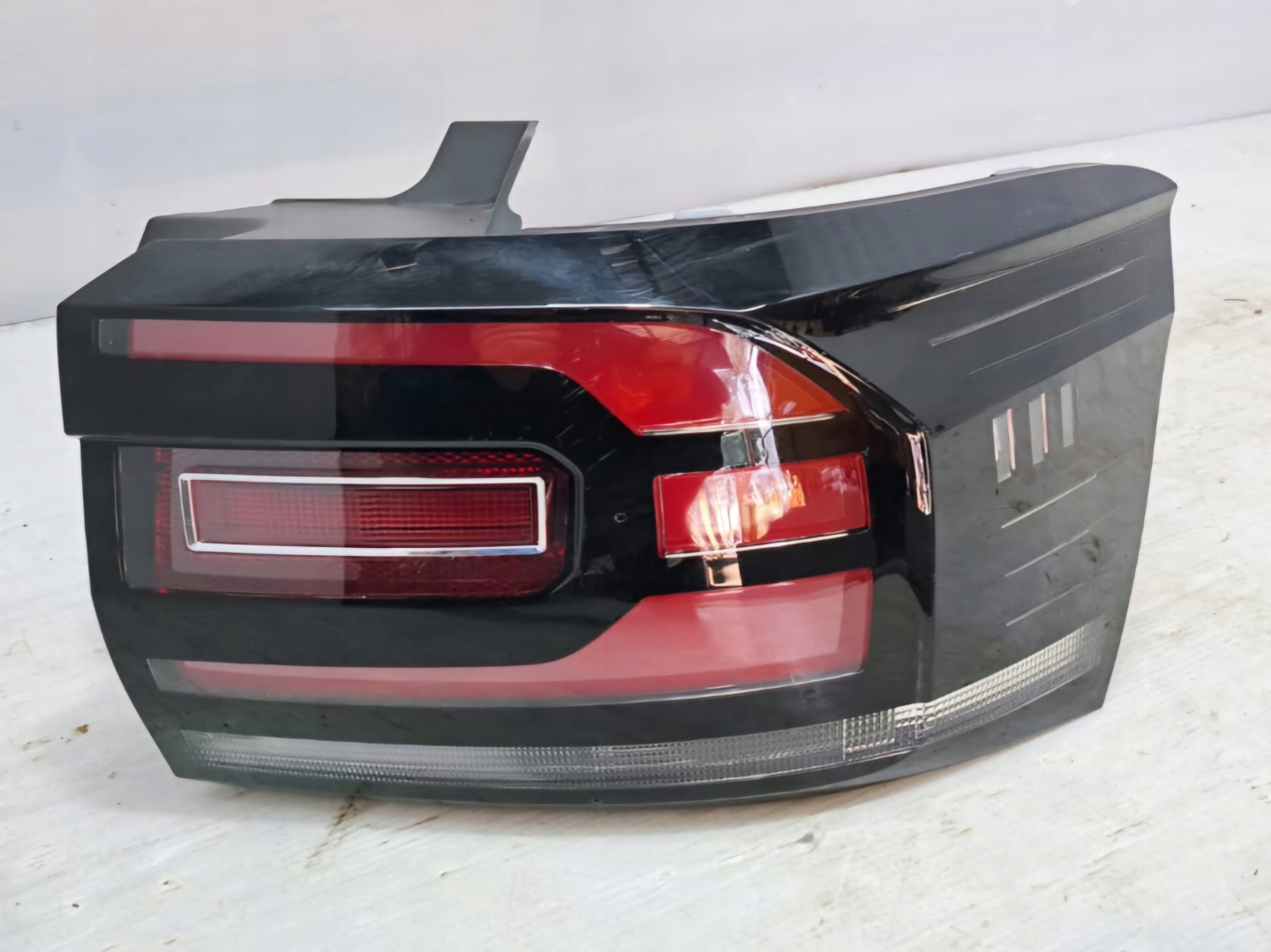 VW T-Cross Rückleuchte 2GM945096B Rearlamp - Thumbnail 1