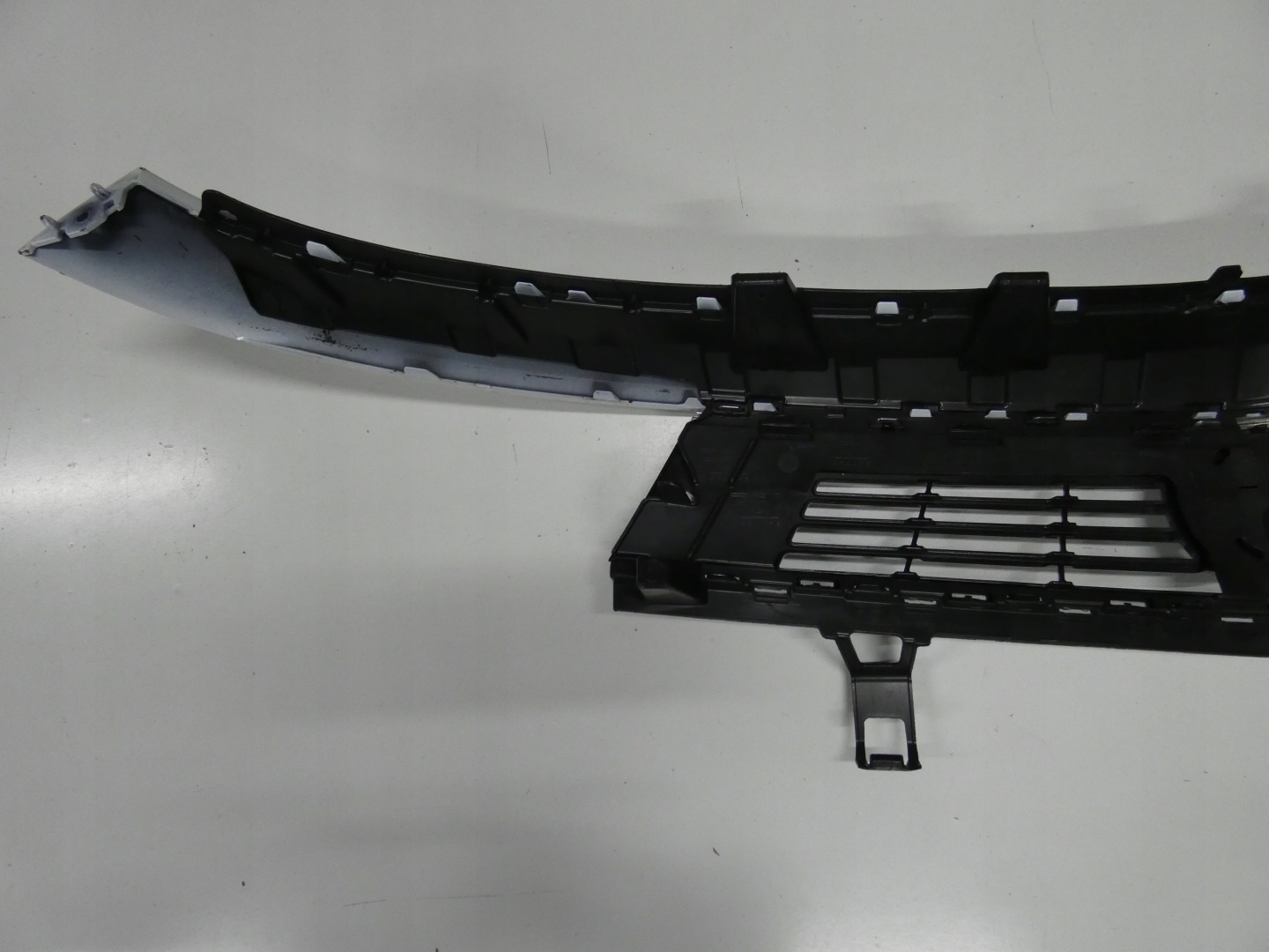 Opel Astra Kühlergrill FRONTGRILL Kühlergitter 98399538 - Thumbnail 11