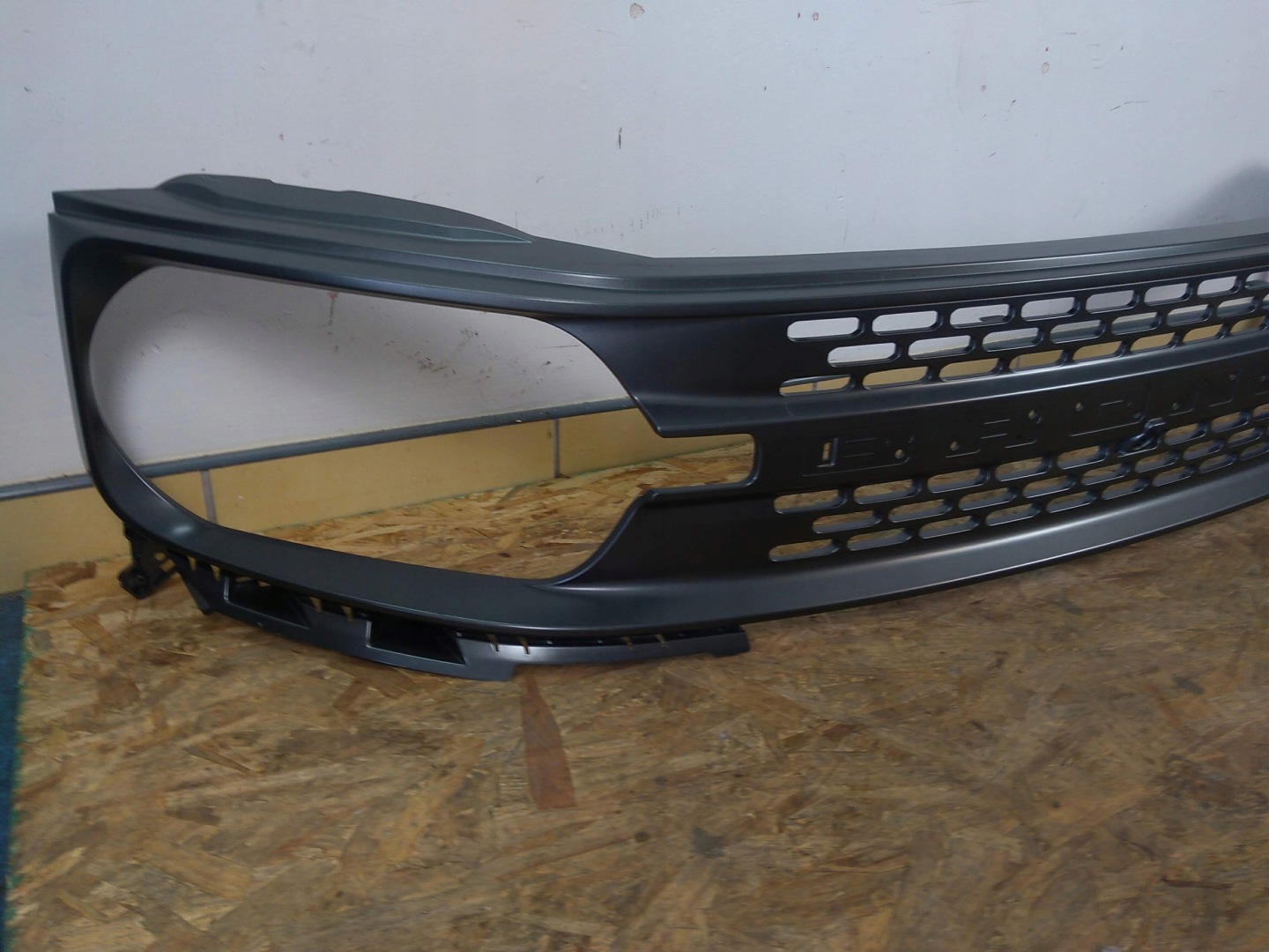 Ford Bronco Kühlergrill FRONTGRILL Kühlergitter - Thumbnail 2