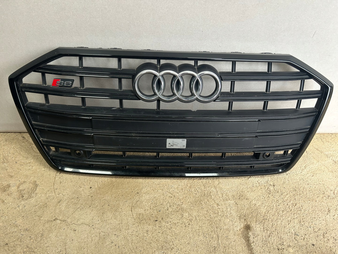 Audi A6 Kühlergrill FRONTGRILL Kühlergitter 4K0853651D - Thumbnail 1