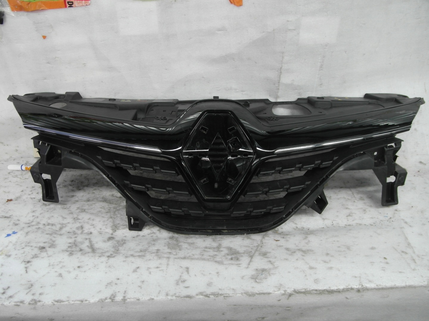 Renault Clio X98 Kühlergrill FRONTGRILL Kühlergitter 622560637R - Thumbnail 1