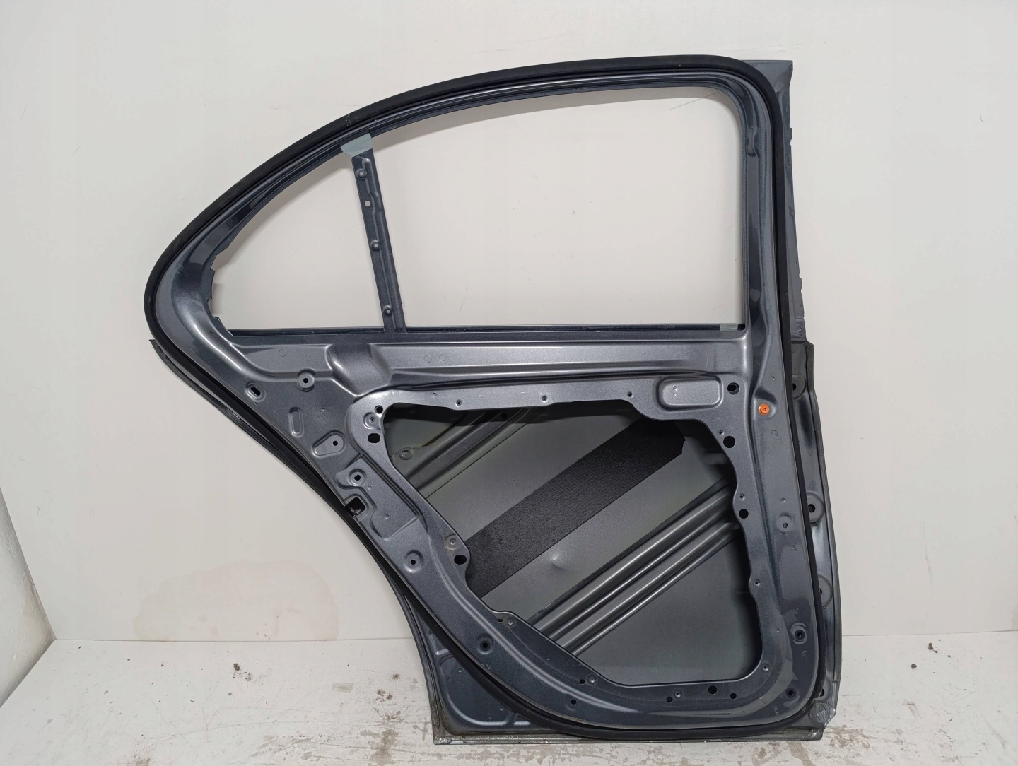 Mercedes-Benz E-Klasse W213 Tür Hinten Links Limousine Door A2137320110 - Thumbnail 10