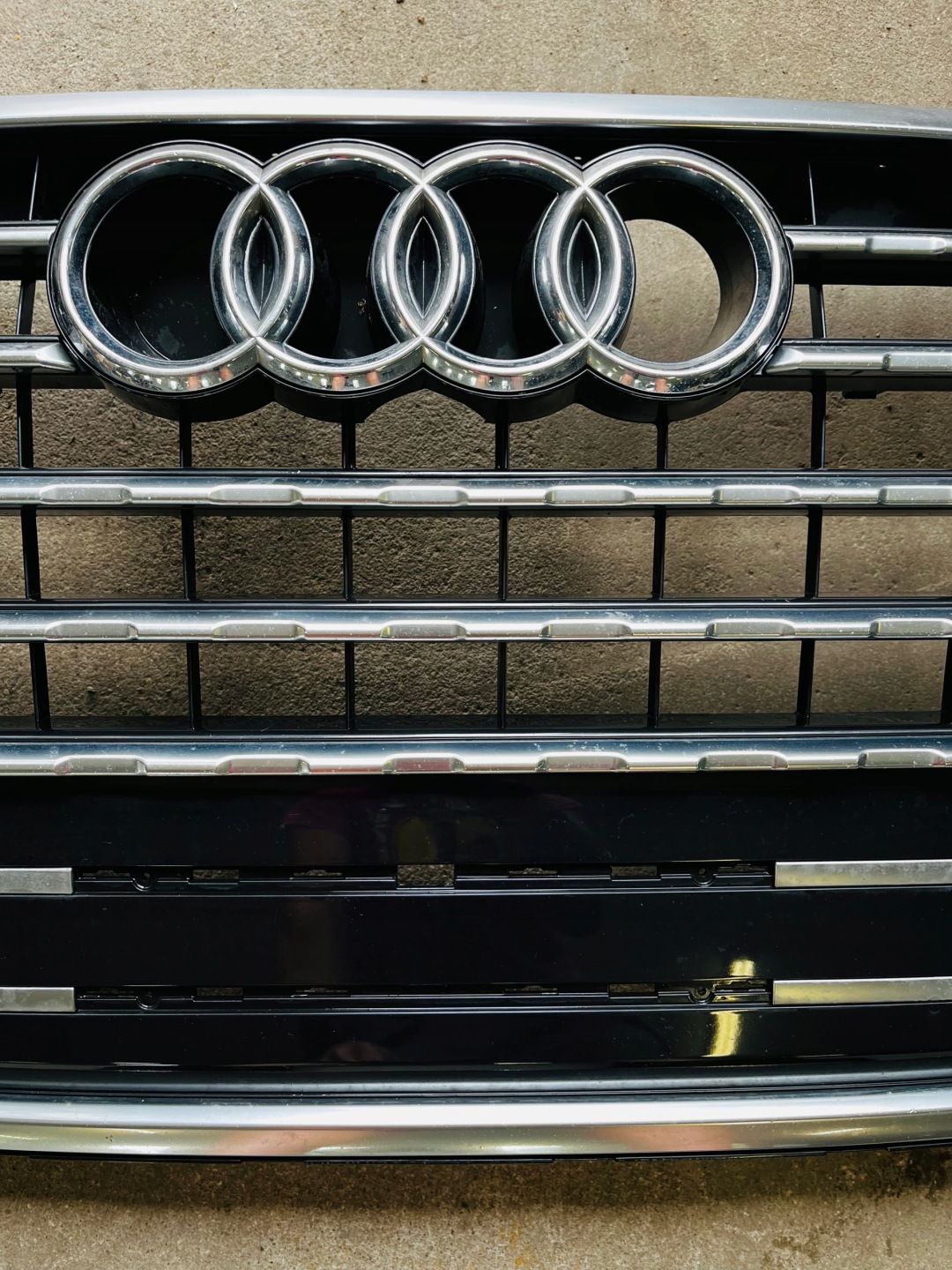 Audi Q7 Kühlergrill FRONTGRILL Kühlergitter 4M0853651F - Thumbnail 5