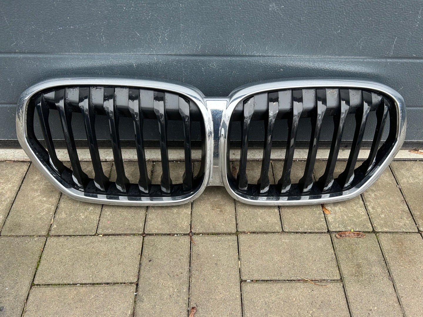 BMW X1 F48 Kühlergrill FRONTGRILL Kühlergitter - Thumbnail 1
