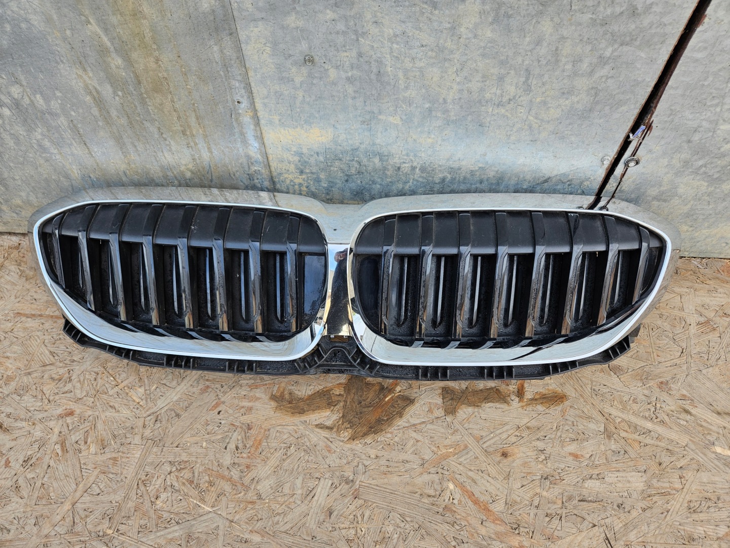 BMW 3 G21 Kühlergrill FRONTGRILL Kühlergitter 5A22C60 - Thumbnail 1