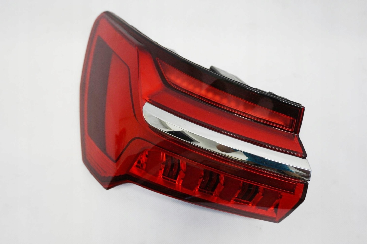 Audi A6 Rückleuchte 4K5945091 Rearlamp - Thumbnail 1