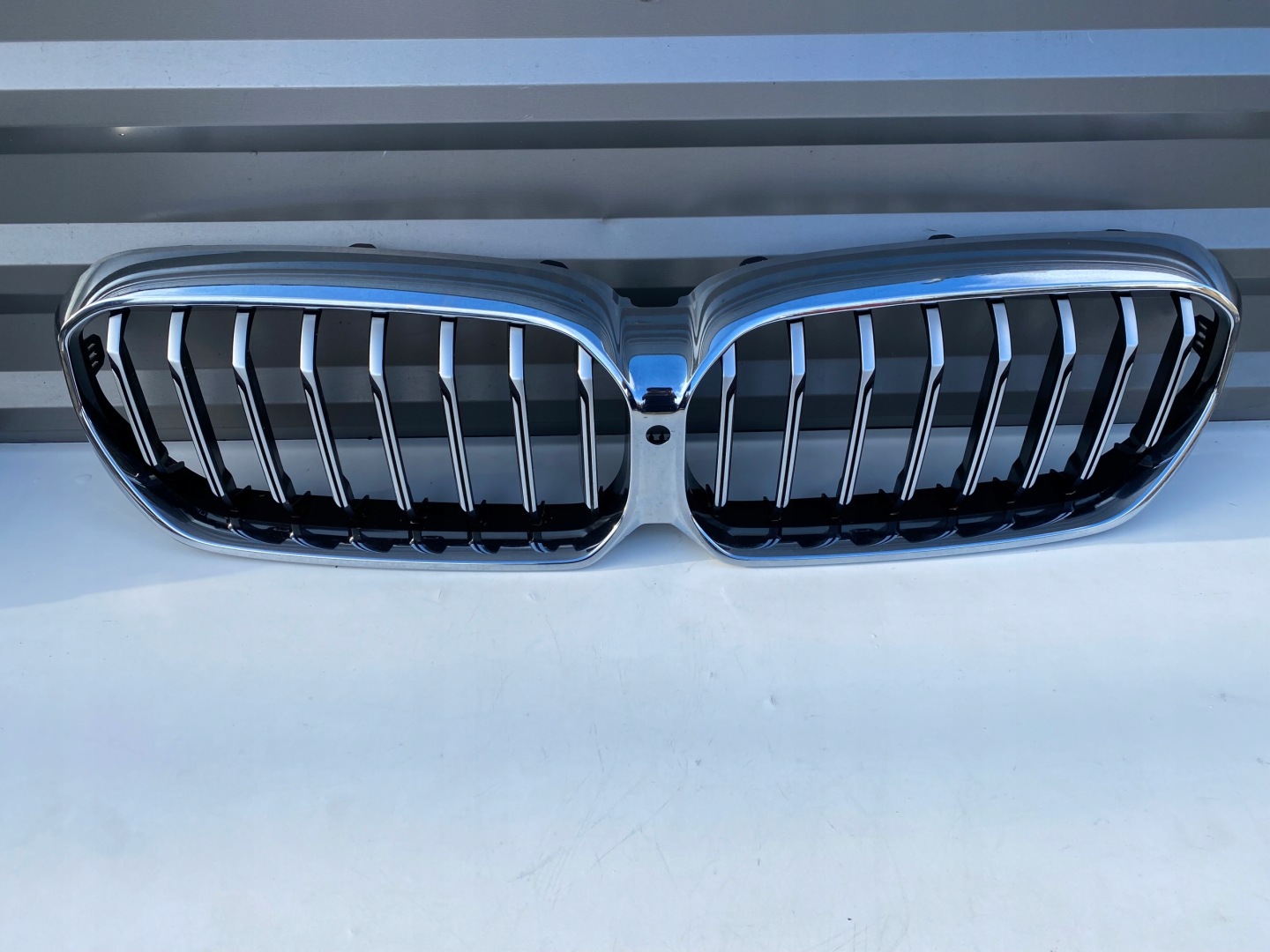 BMW 5 G31 Kühlergrill FRONTGRILL Kühlergitter 5113185 - Thumbnail 1