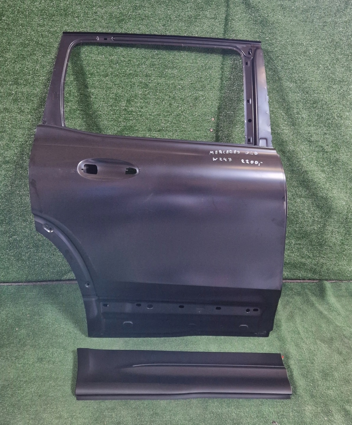 Mercedes-Benz GLB W247 Tür Hinten Rechts SUV Door A2477328200 - Thumbnail 1