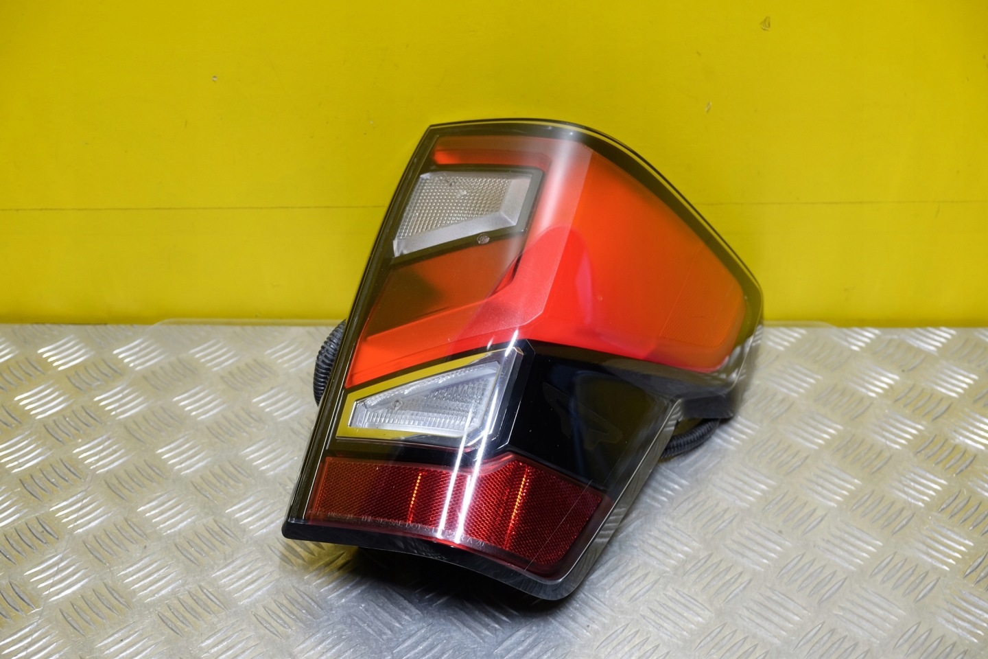 Nissan Titan Rückleuchte 265509FV0B Rearlamp - Thumbnail 1