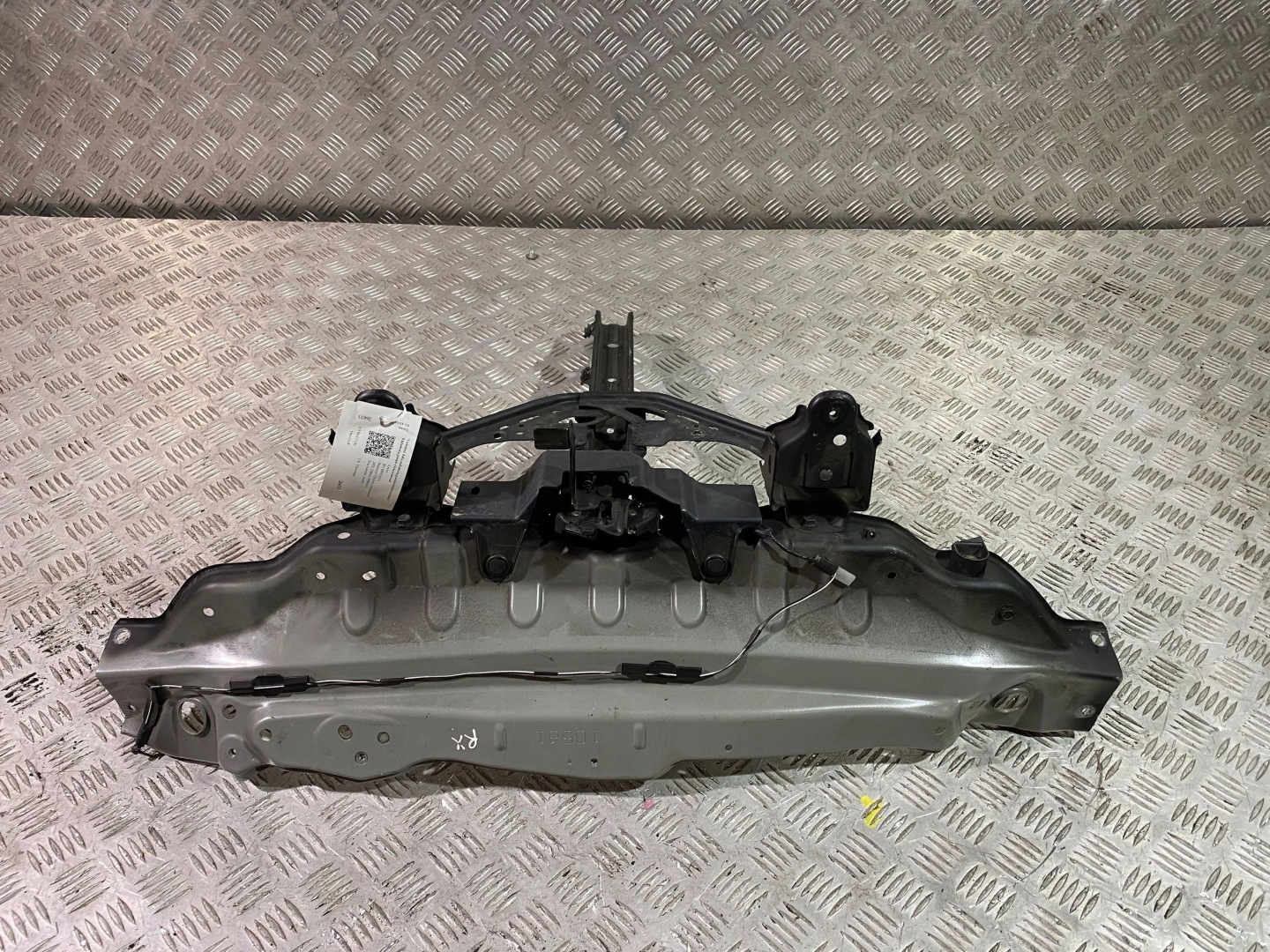 Lexus RX HXU3 Kühlergrill FRONTGRILL Kühlergitter 26633 - Thumbnail 1