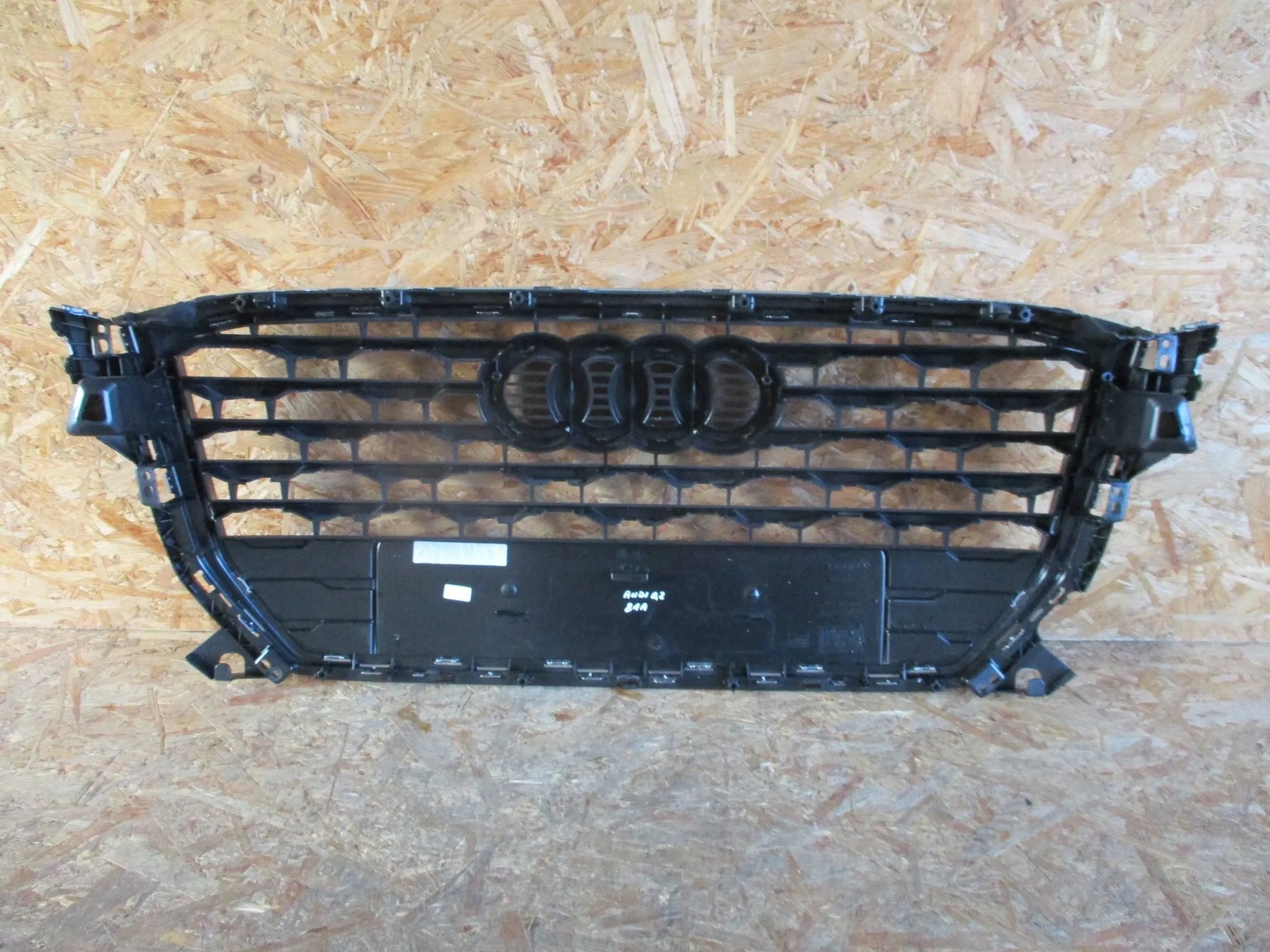 Audi Q2 Kühlergrill FRONTGRILL Kühlergitter 81A853651 - Thumbnail 5