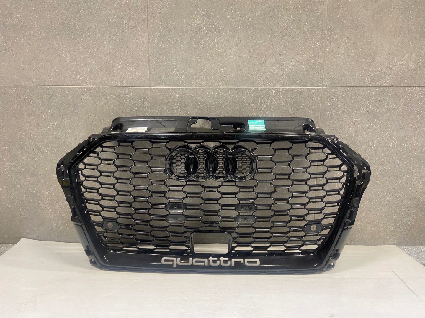 Audi 8V5 Kühlergrill FRONTGRILL Kühlergitter 8V5853651S - Thumbnail 1