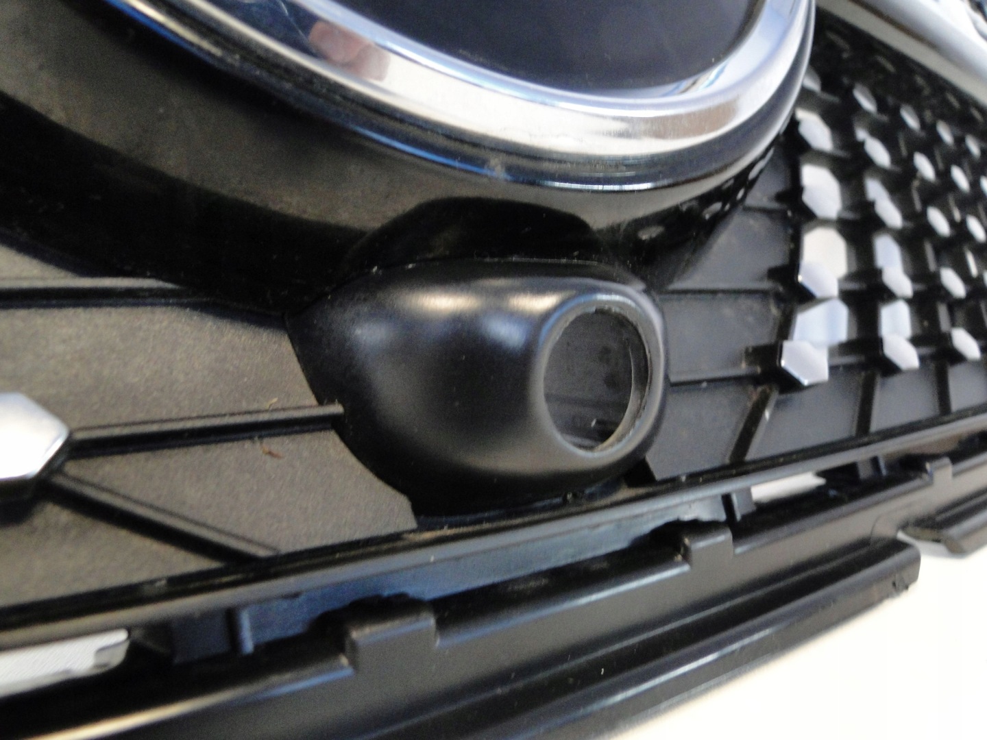 Mercedes-Benz GLB W247 Kühlergrill FRONTGRILL Kühlergitter A0008880400 - Thumbnail 7