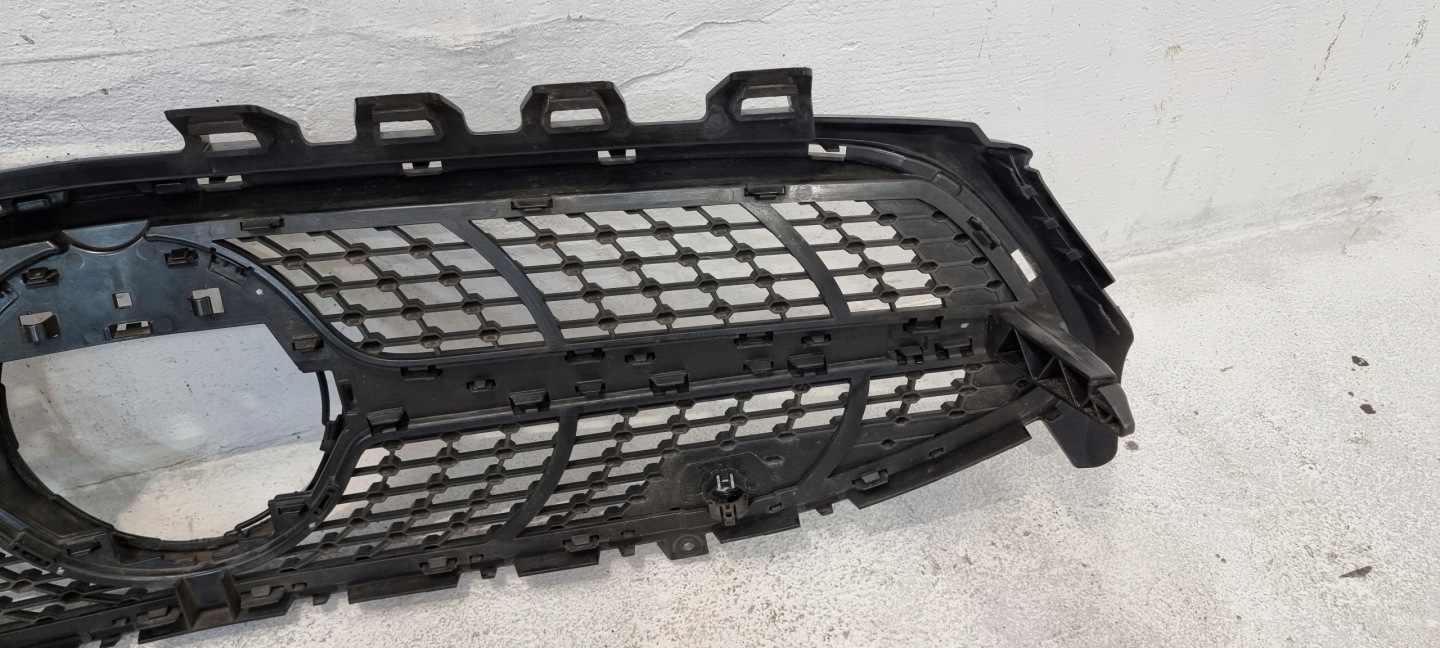 Mercedes-Benz CLA C118 Kühlergrill FRONTGRILL Kühlergitter A1188880000 - Thumbnail 8