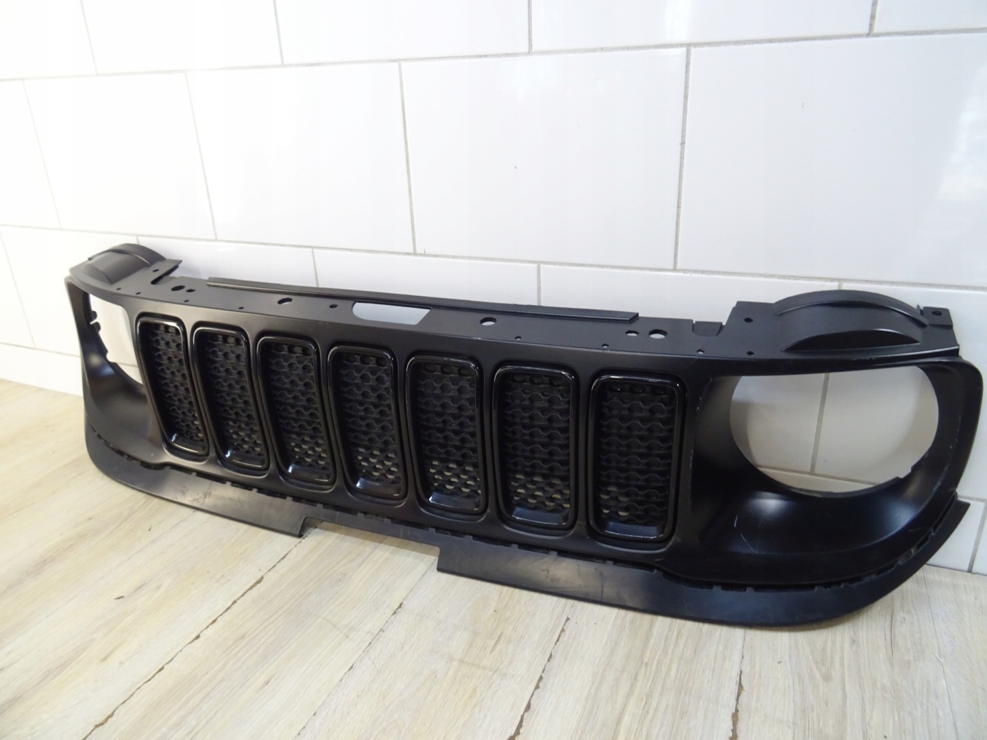 Jeep Renegade BU Kühlergrill FRONTGRILL Kühlergitter 73567299 - Thumbnail 1