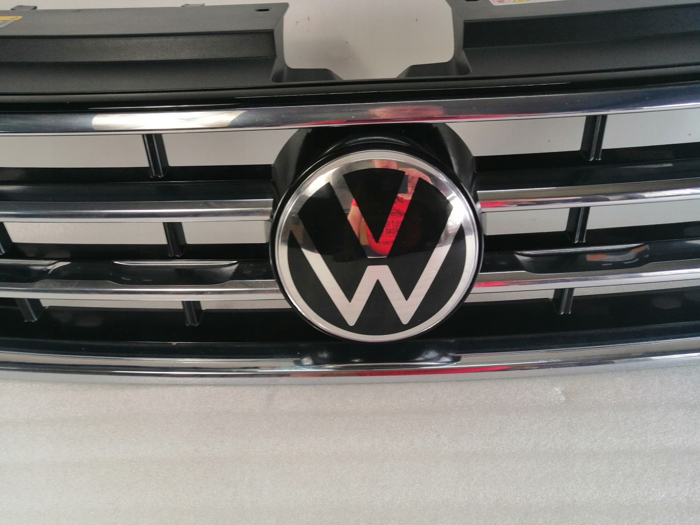 VW Tiguan Kühlergrill FRONTGRILL Kühlergitter 5NA853659 - Thumbnail 7