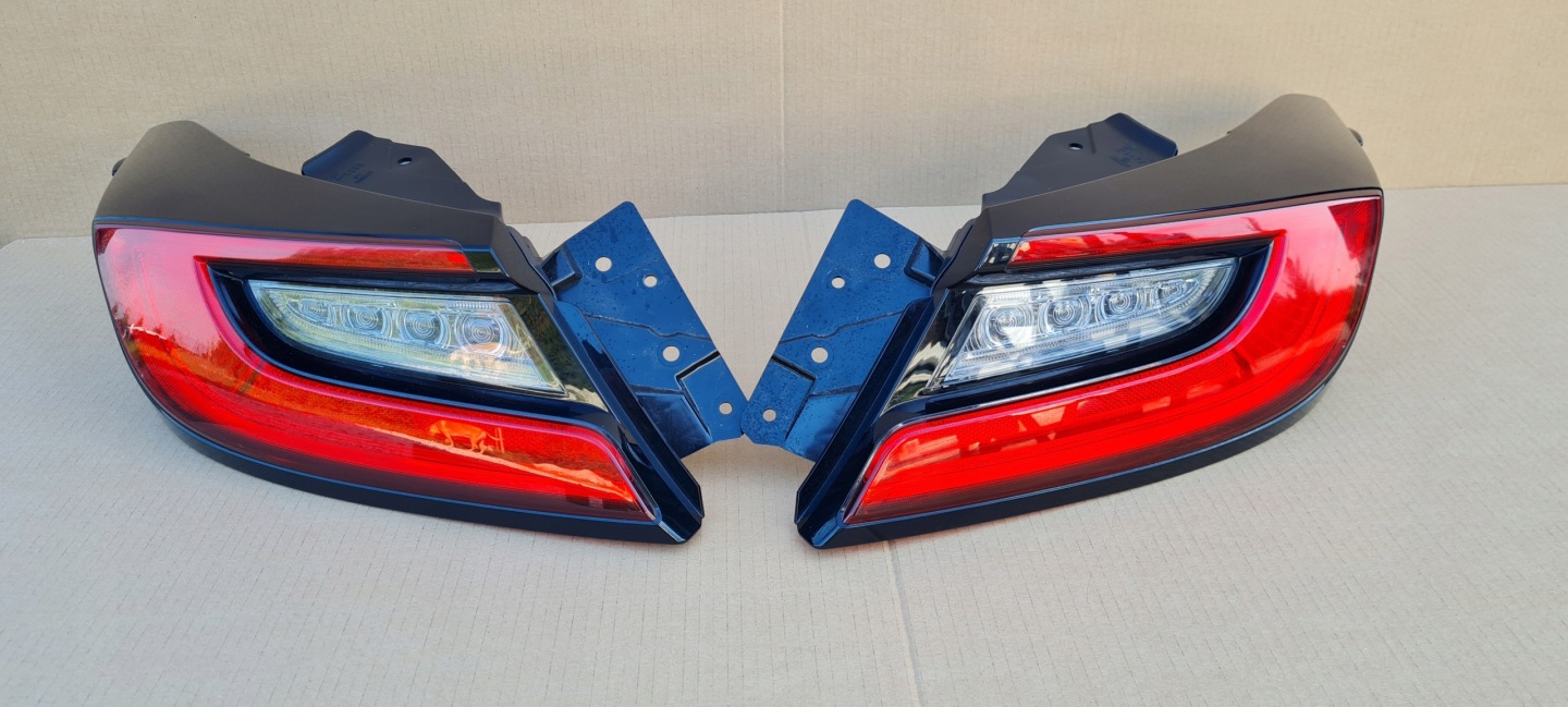 Toyota GT86/GR86 T2 Rückleuchte 84201CC011 Rearlamp - Thumbnail 1