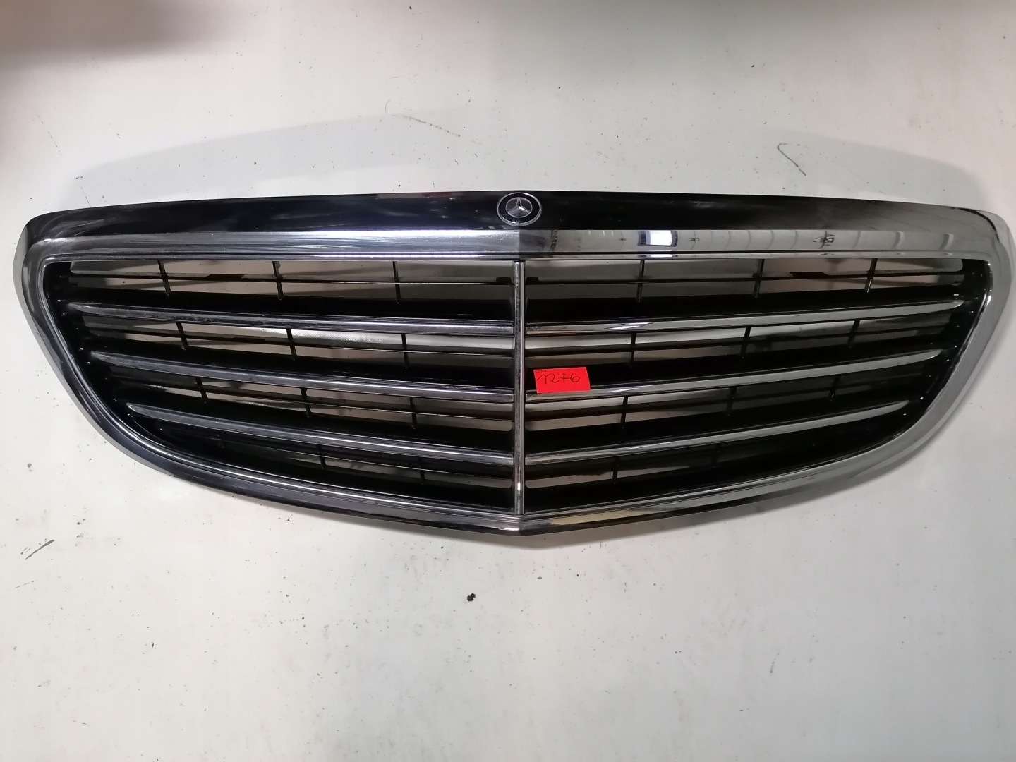 Mercedes-Benz C-Klasse W205 Kühlergrill FRONTGRILL Kühlergitter A2058802683 - Thumbnail 1