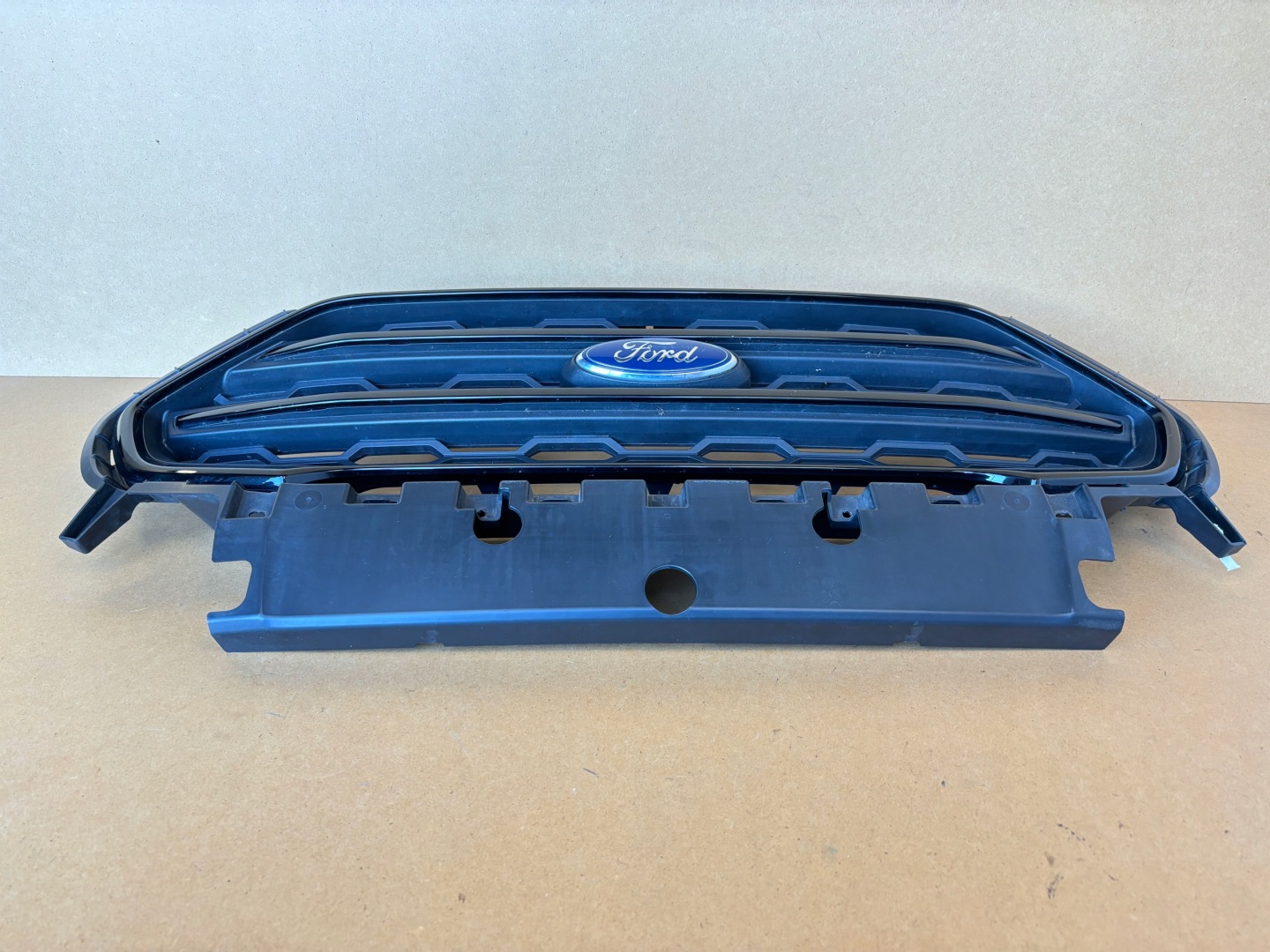 Ford EcoSport Kühlergrill FRONTGRILL Kühlergitter GN1517B968E - Thumbnail 2