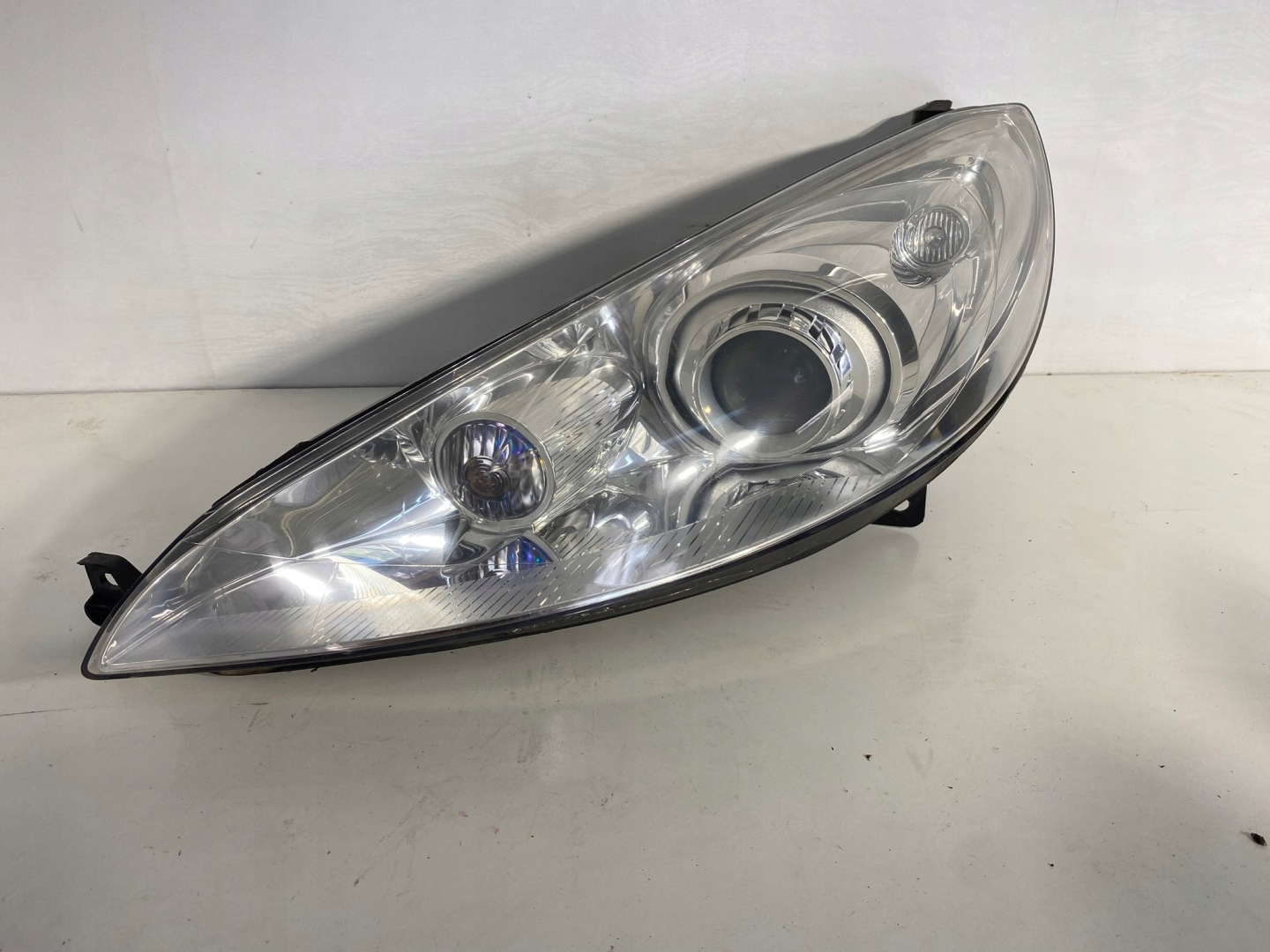 Frontscheinwerfer Peugeot 407 Xenon Links Scheinwerfer Headlight - Thumbnail 1