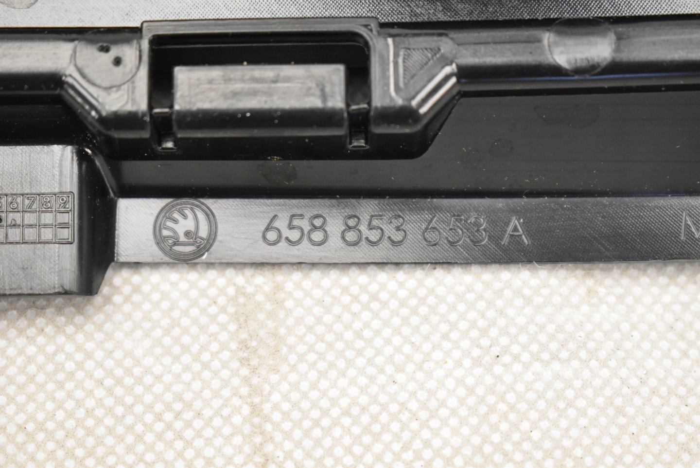 Skoda Scala 658 Kühlergrill FRONTGRILL Kühlergitter 658853653 - Thumbnail 5