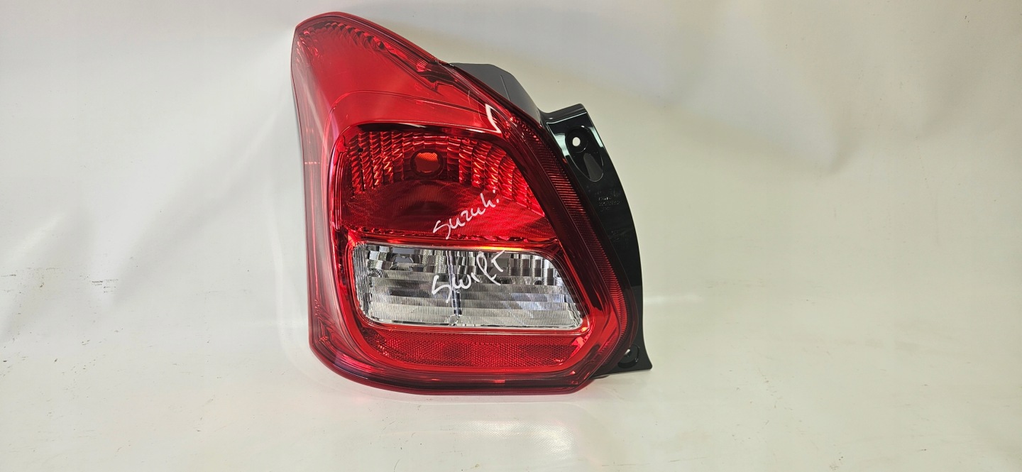 Suzuki Swift I AA Rückleuchte Rearlamp - Thumbnail 1