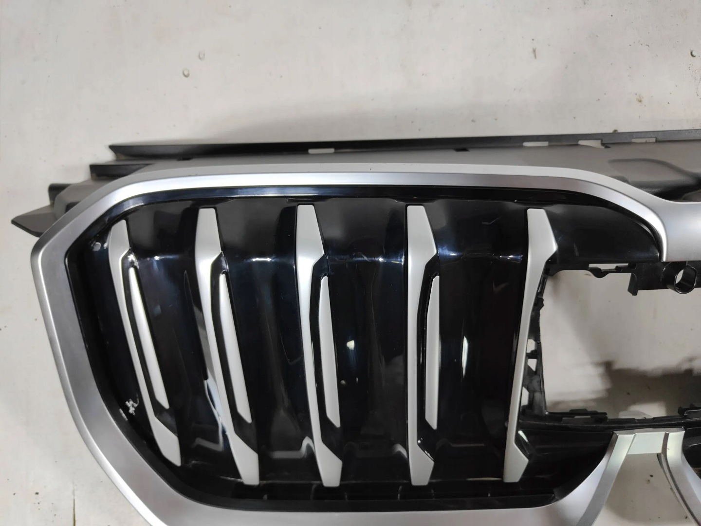 BMW X1 U11 Kühlergrill FRONTGRILL Kühlergitter 5A0BB87 - Thumbnail 6