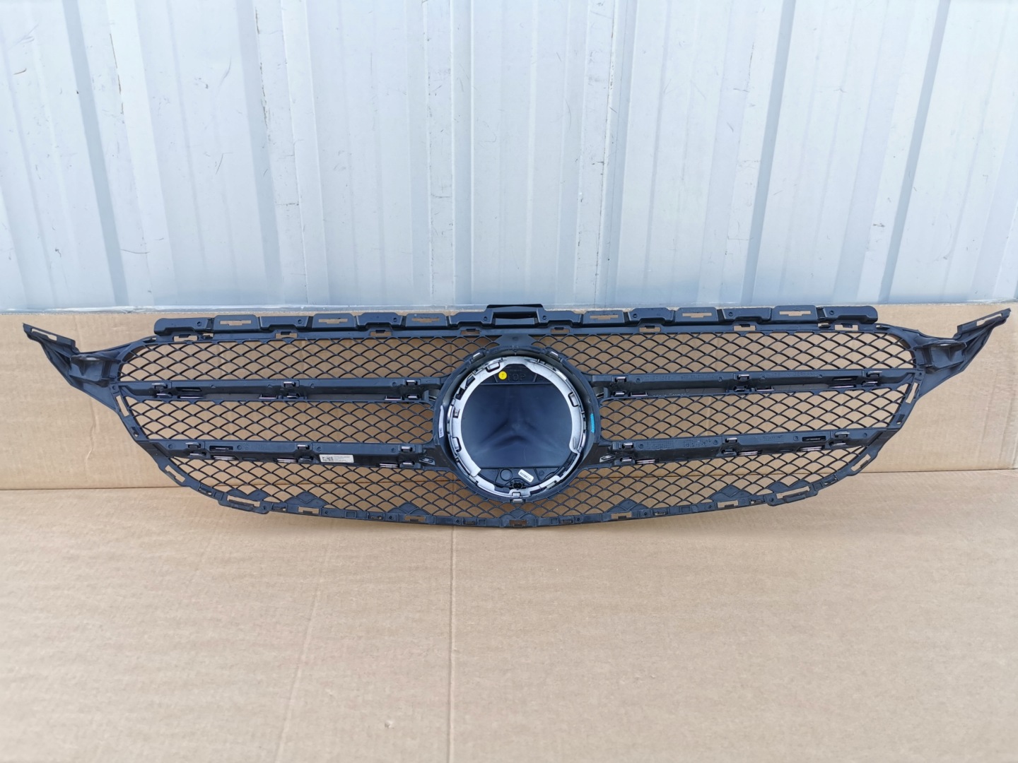 Mercedes-Benz C-Klasse W205 Kühlergrill FRONTGRILL Kühlergitter A0008880000 - Thumbnail 8
