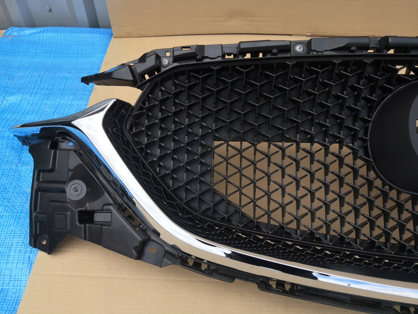 Mazda CX-5 KF Kühlergrill FRONTGRILL Kühlergitter KB8A50722K - Thumbnail 6