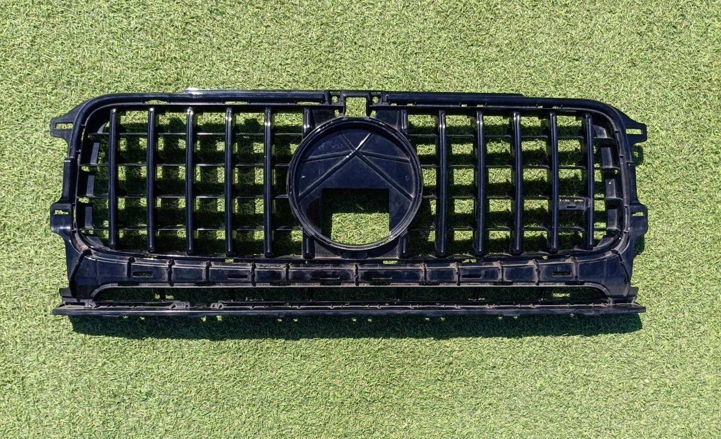 Mercedes-Benz G-Klasse W463 Kühlergrill FRONTGRILL Kühlergitter A4638885300 - Thumbnail 1