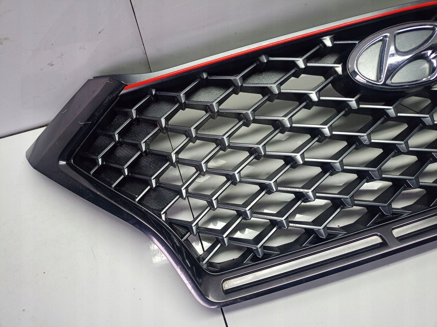 Hyundai Tucson TL Kühlergrill FRONTGRILL Kühlergitter 86351D7700 - Thumbnail 7