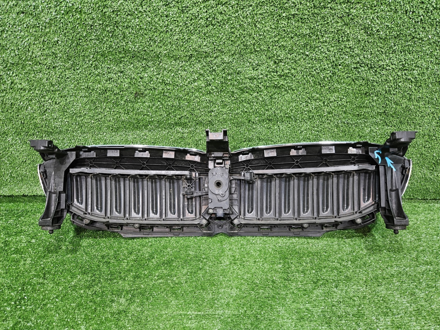 BMW 3 G21 Kühlergrill FRONTGRILL Kühlergitter 2090039 - Thumbnail 6