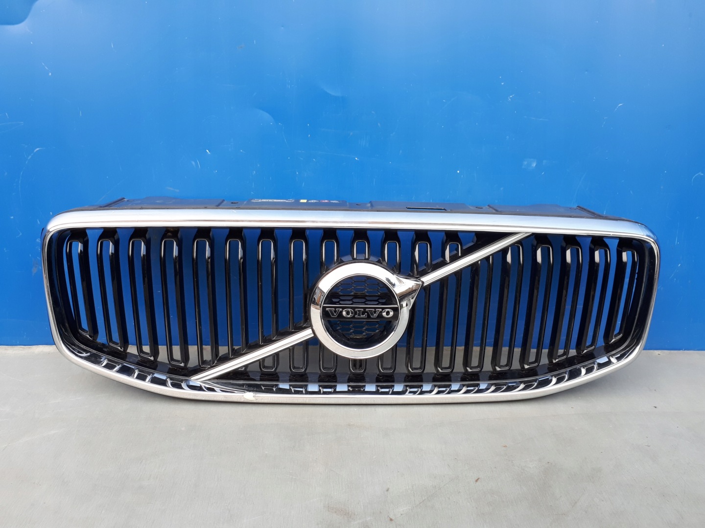 Volvo XC60 Kühlergrill FRONTGRILL Kühlergitter 73147949 - Thumbnail 1