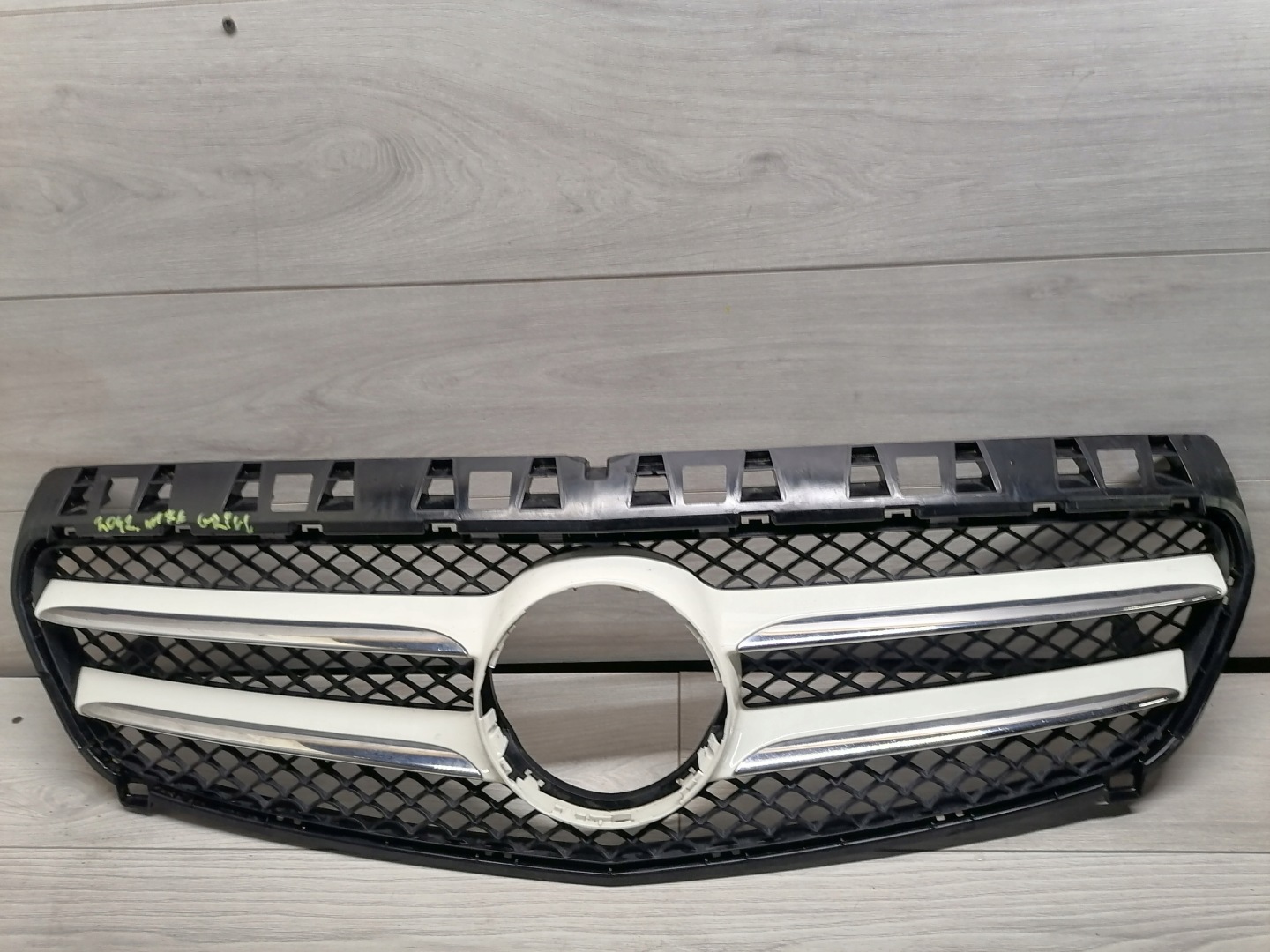 Mercedes-Benz A-Klasse W176 Kühlergrill FRONTGRILL Kühlergitter A1768880260 - Thumbnail 1