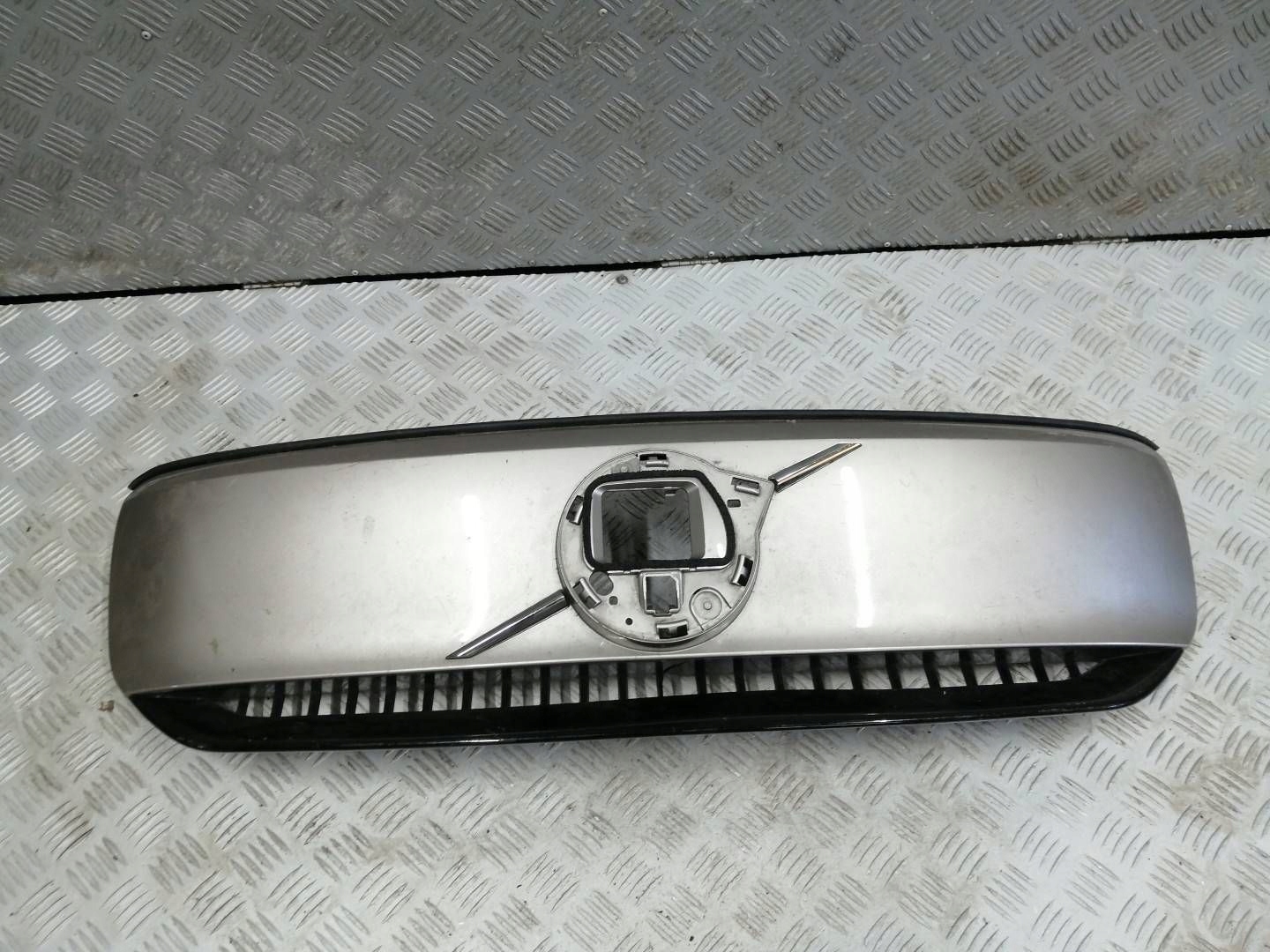 Volvo XC40 Kühlergrill FRONTGRILL Kühlergitter 32337604 - Thumbnail 1