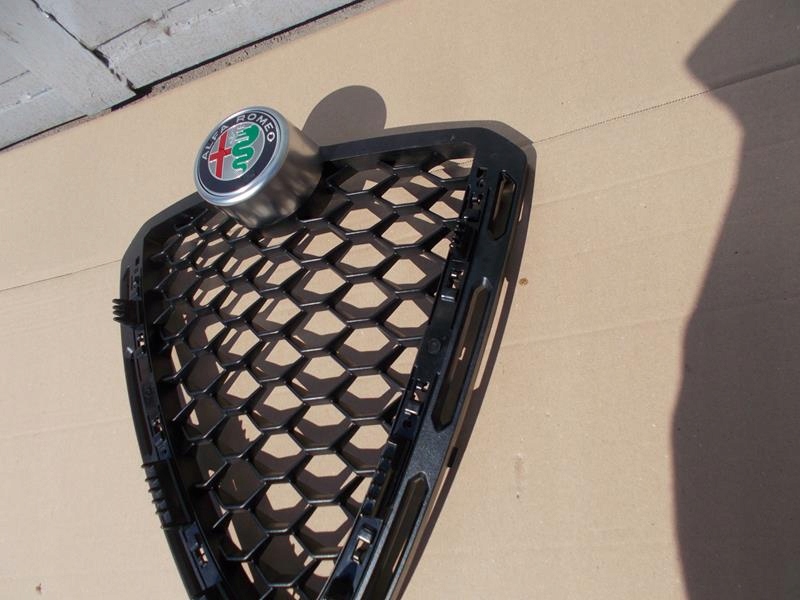 Alfa Romeo Stelvio Typ 949 Kühlergrill FRONTGRILL Kühlergitter - Thumbnail 2