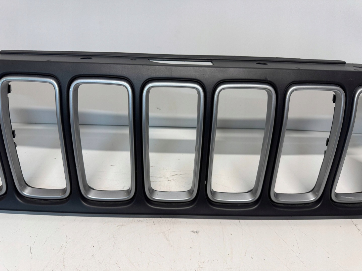 Jeep Renegade BU Kühlergrill FRONTGRILL Kühlergitter 52088680 - Thumbnail 4