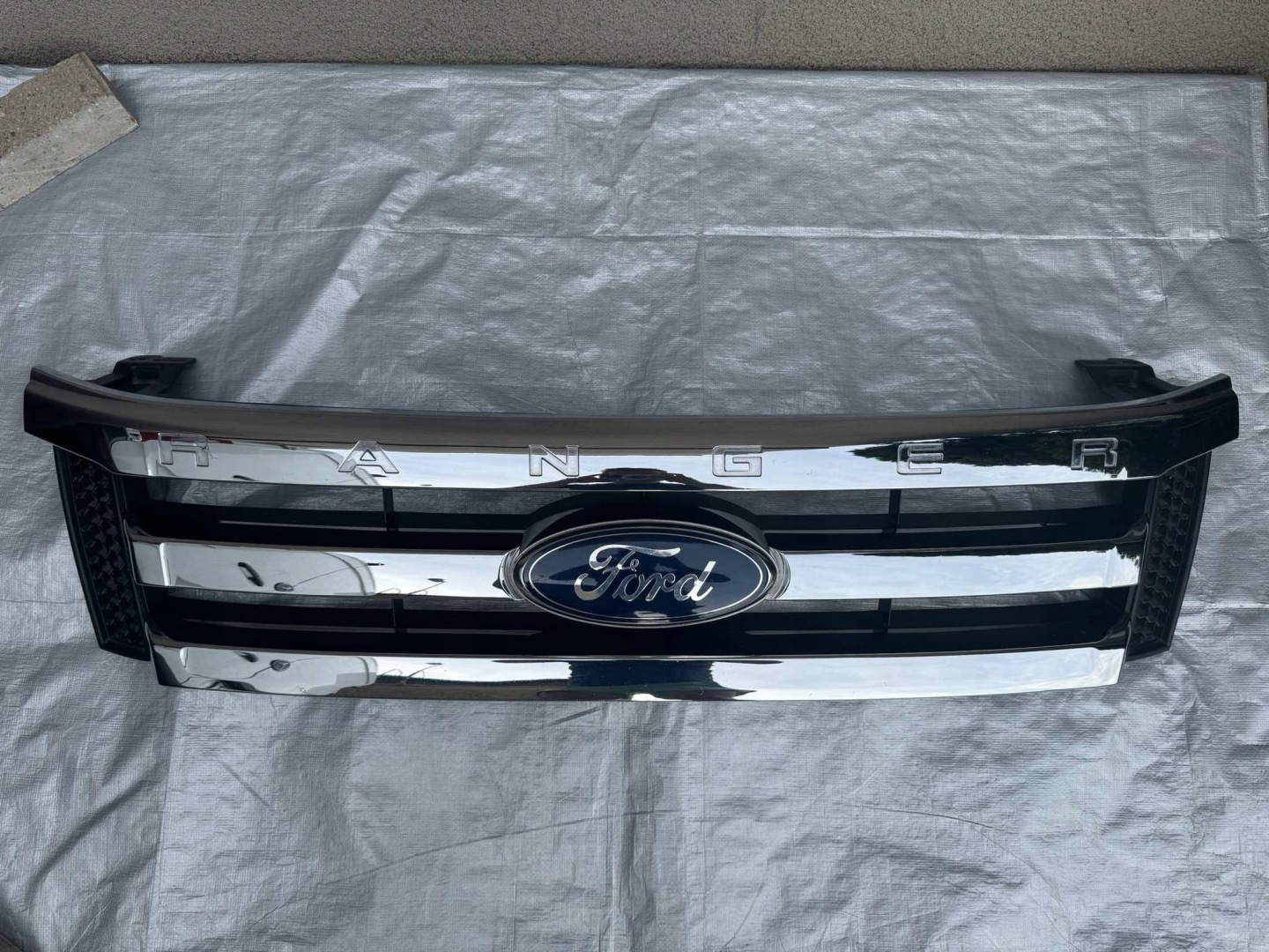 Ford Ranger 1 Mk1 Kühlergrill FRONTGRILL Kühlergitter AB398178AD - Thumbnail 2