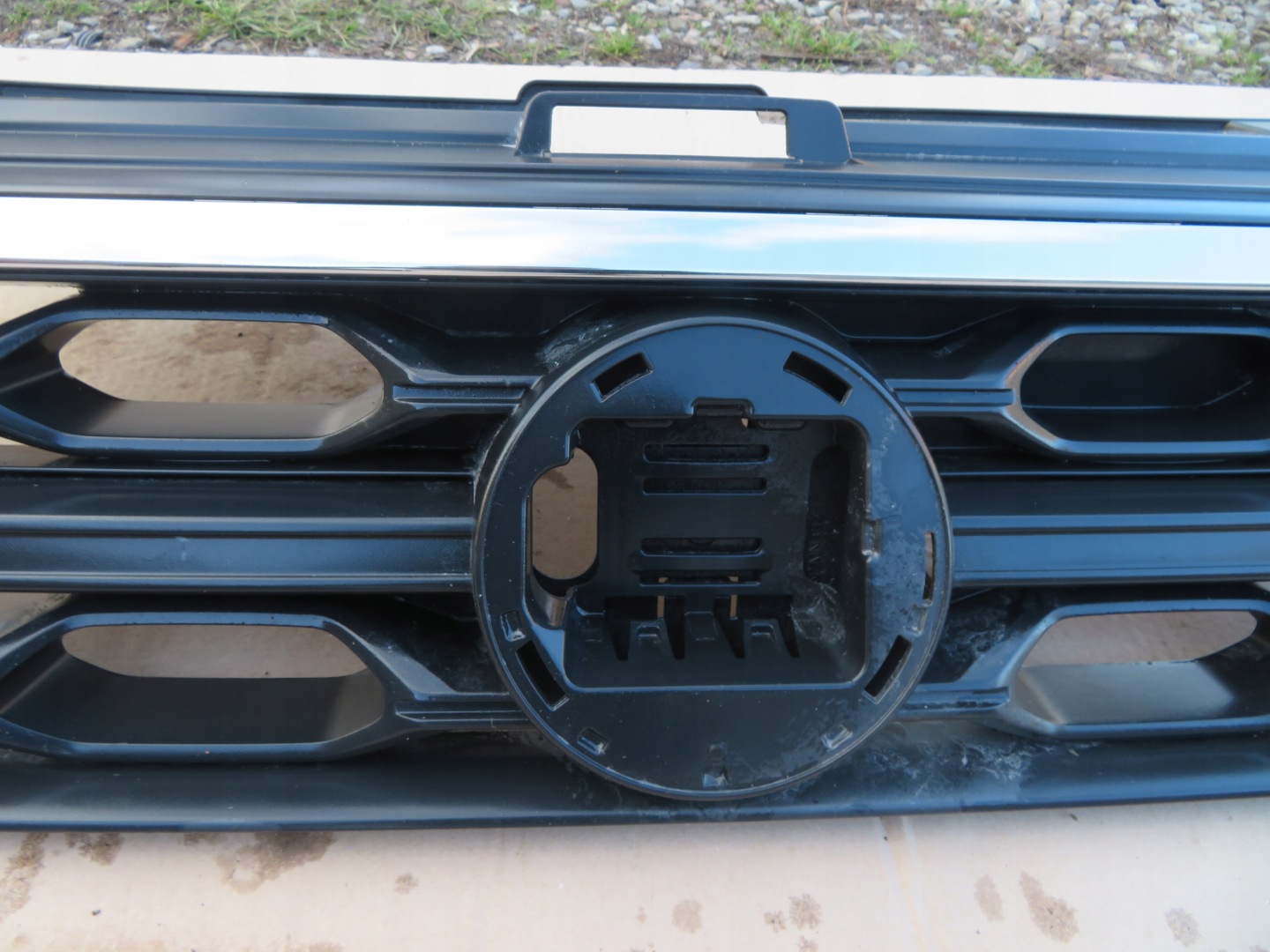 VW T-Roc A1 Kühlergrill FRONTGRILL Kühlergitter 2GA853651L - Thumbnail 3