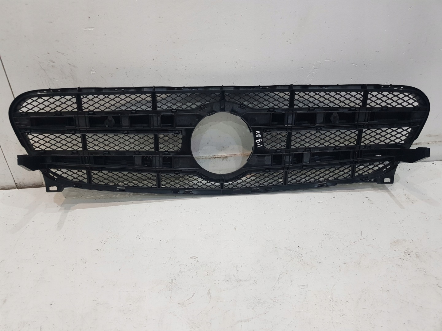 Mercedes-Benz GLA W156 Kühlergrill FRONTGRILL Kühlergitter A1568880460 - Thumbnail 6